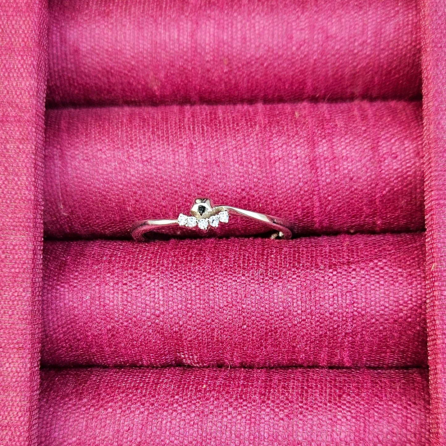 Teeny Star Silver Ring