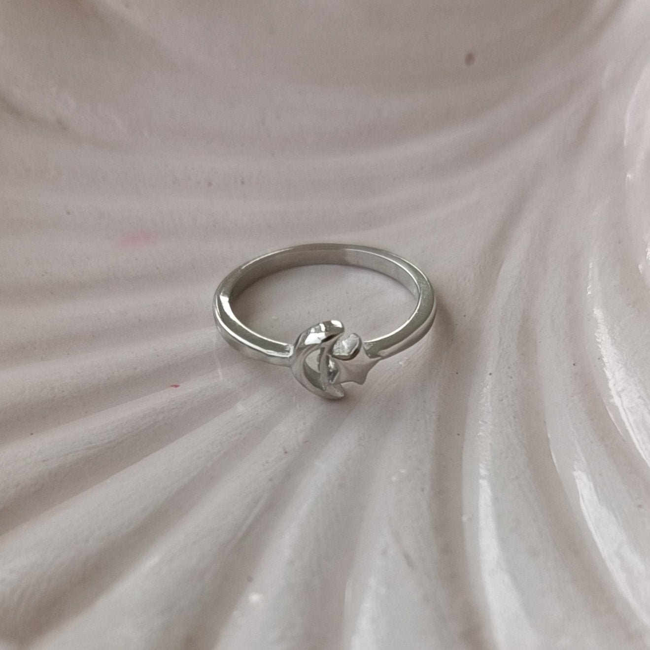 Lost in the Sky-Moon Star Ring