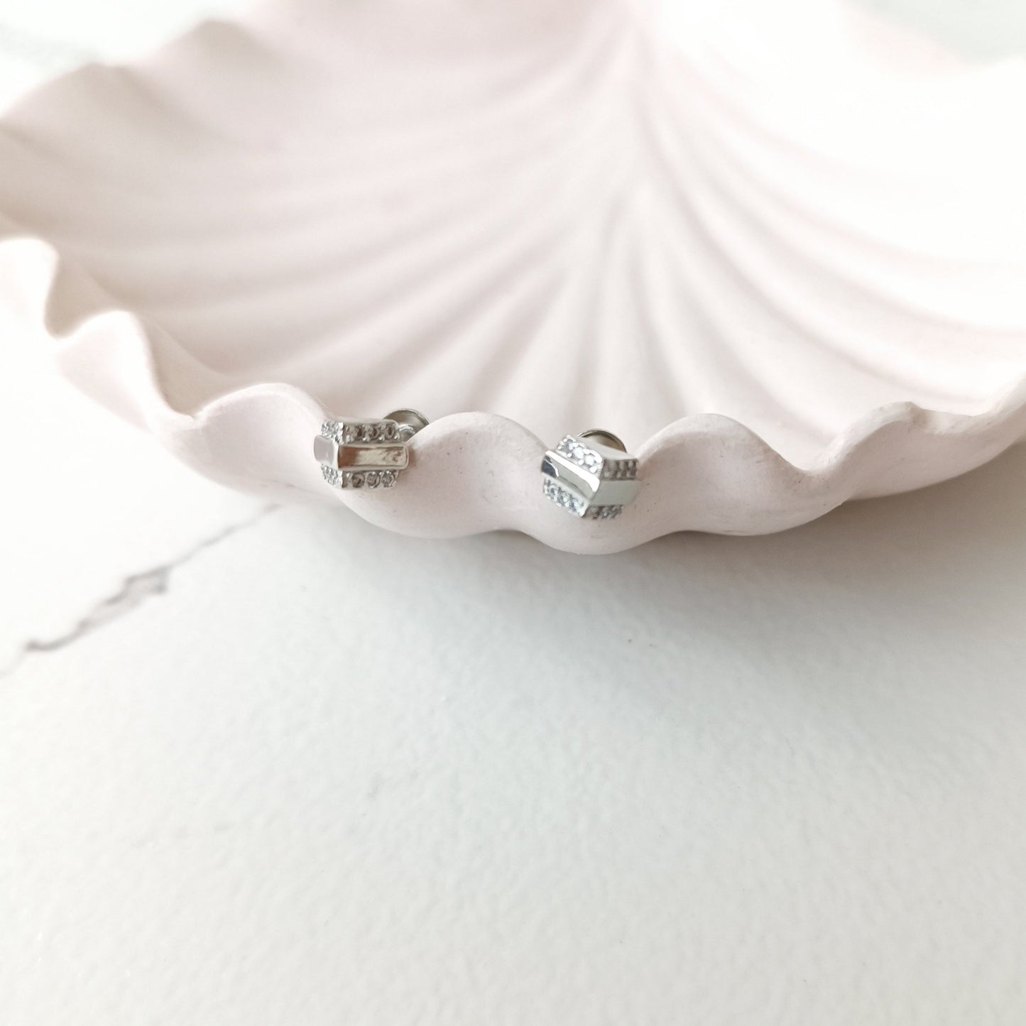 Triangle Sandwich Earring