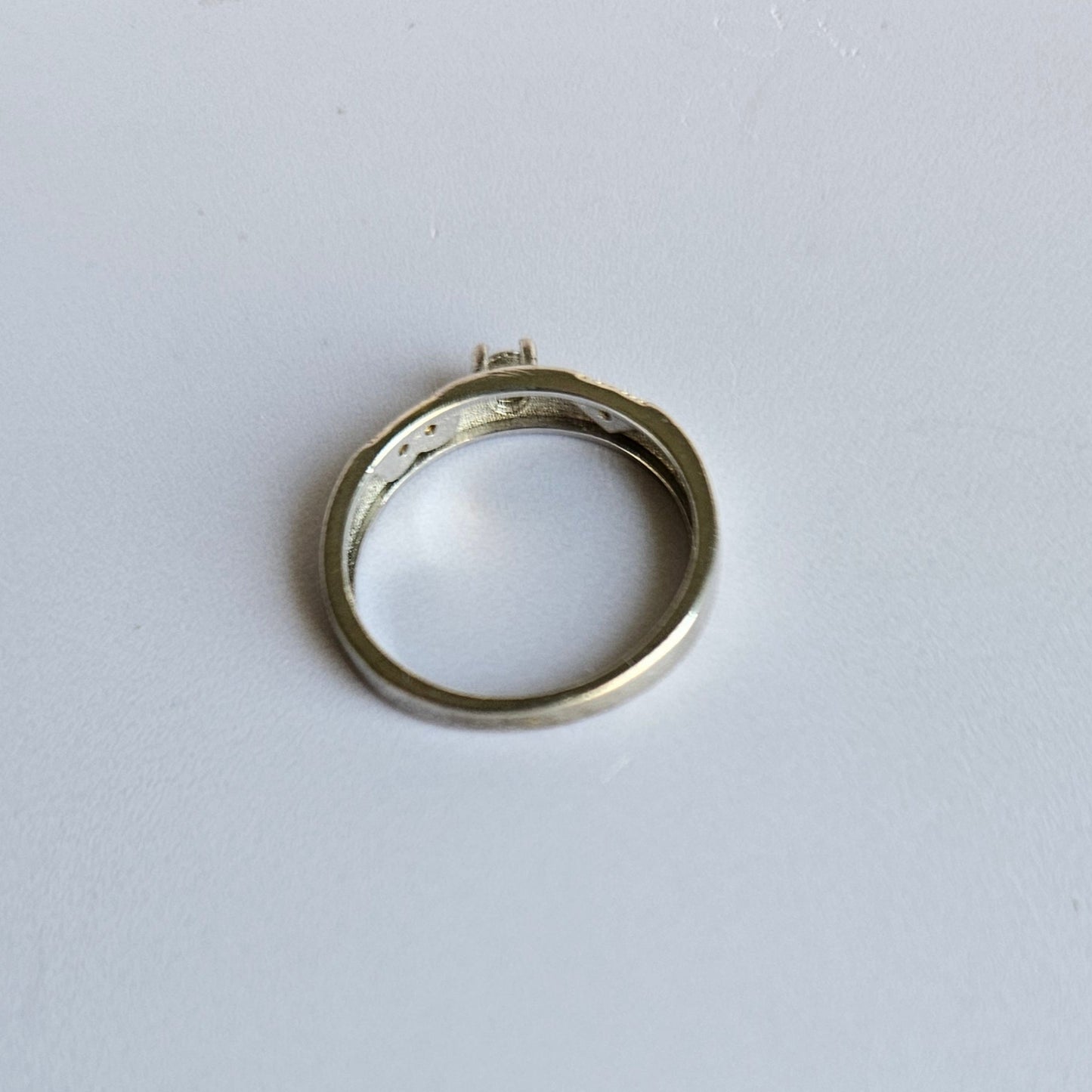 Rina Solitaire Silver Ring