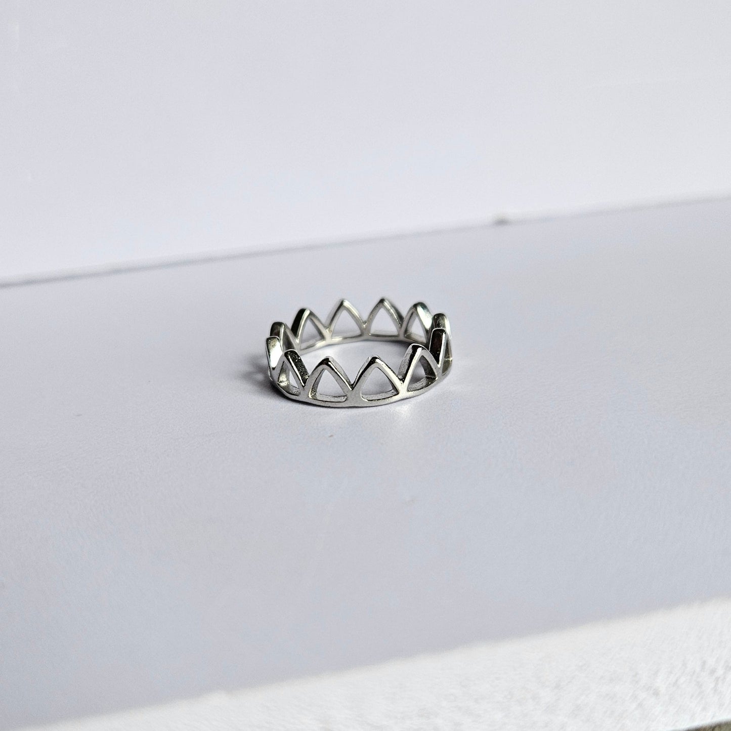 Abstract Mountain Silver Band