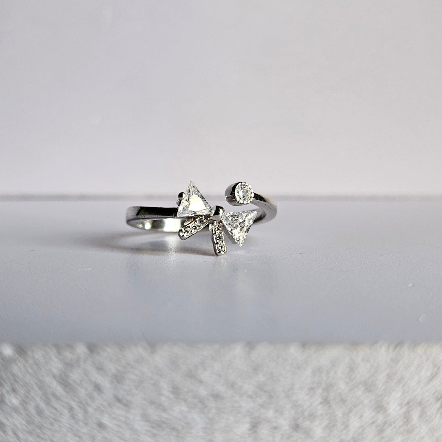 Sparkly Bow Silver Ring