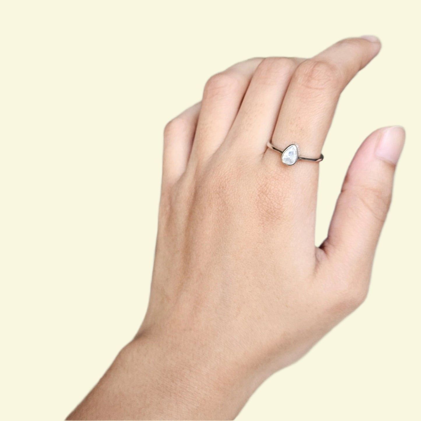 Raindrop Solitaire Silver Ring