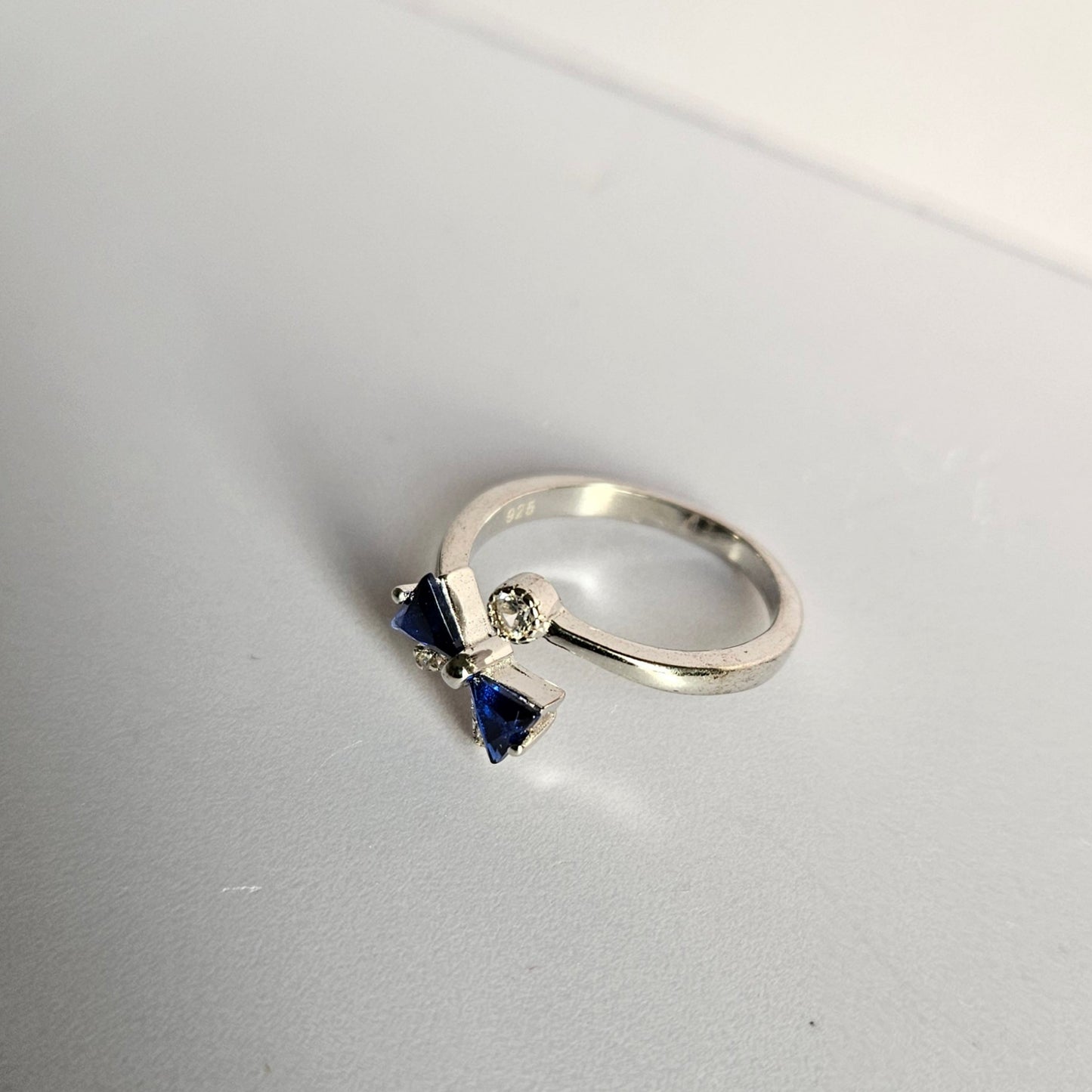 Sparkly Bow Silver Ring