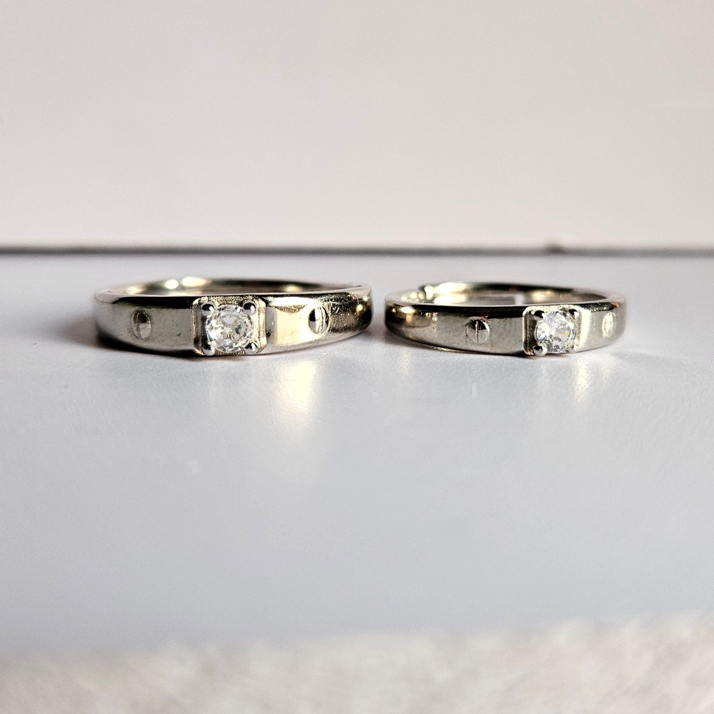 Howard Solitaire adjustable Silver Couple Ring