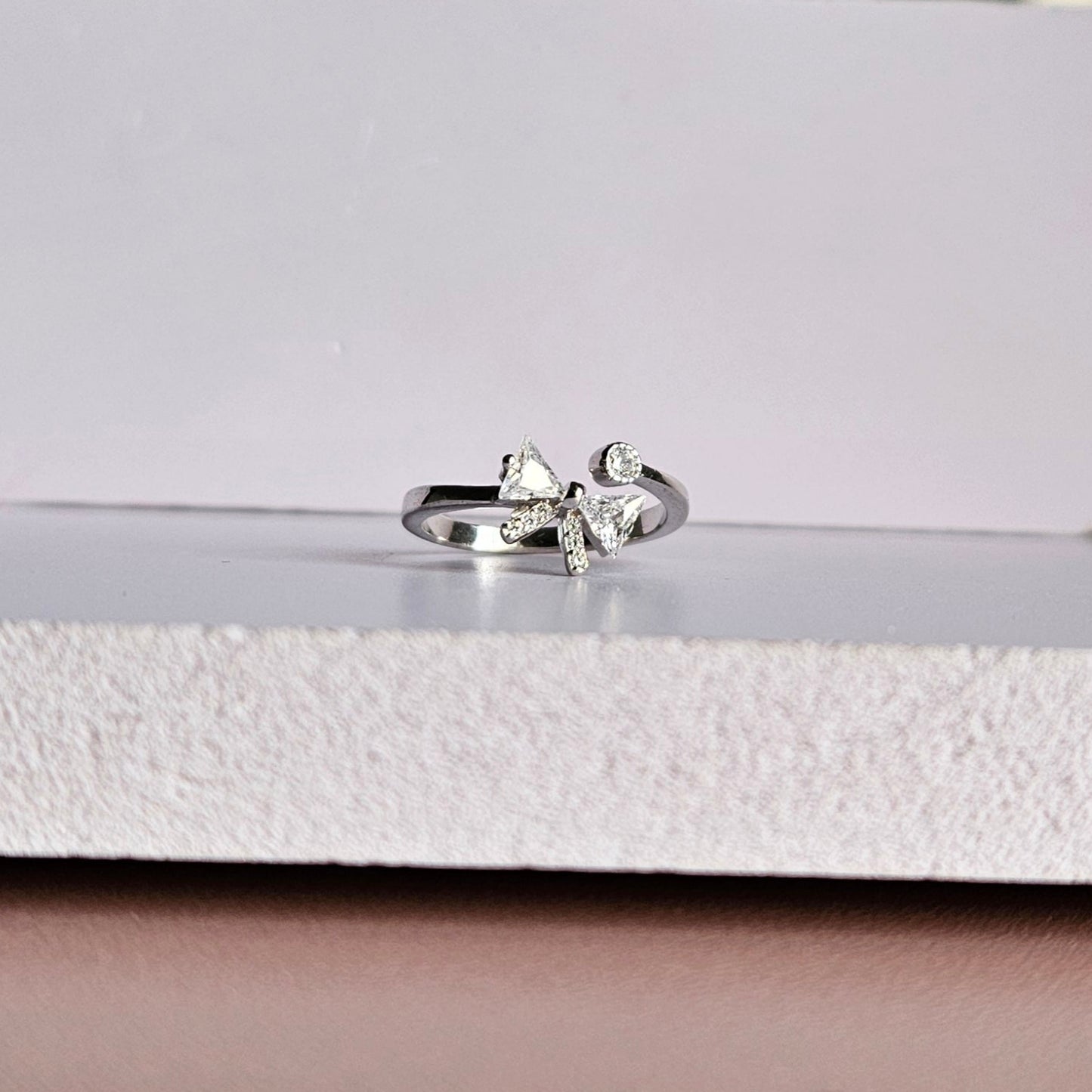 Sparkly Bow Silver Ring