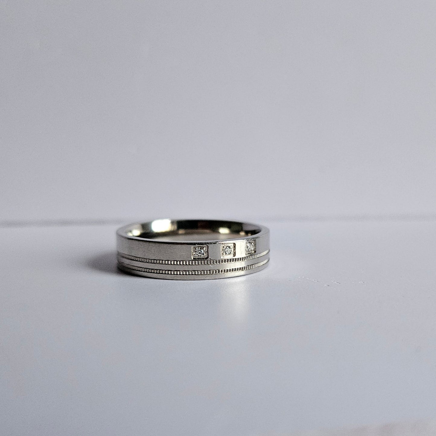 Vickey Silver Ring