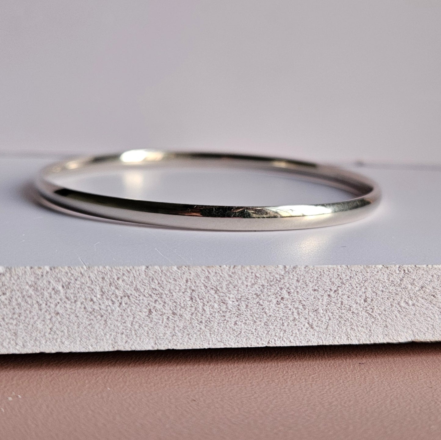 Sleek Plain Silver Bracelet (Kaapu)
