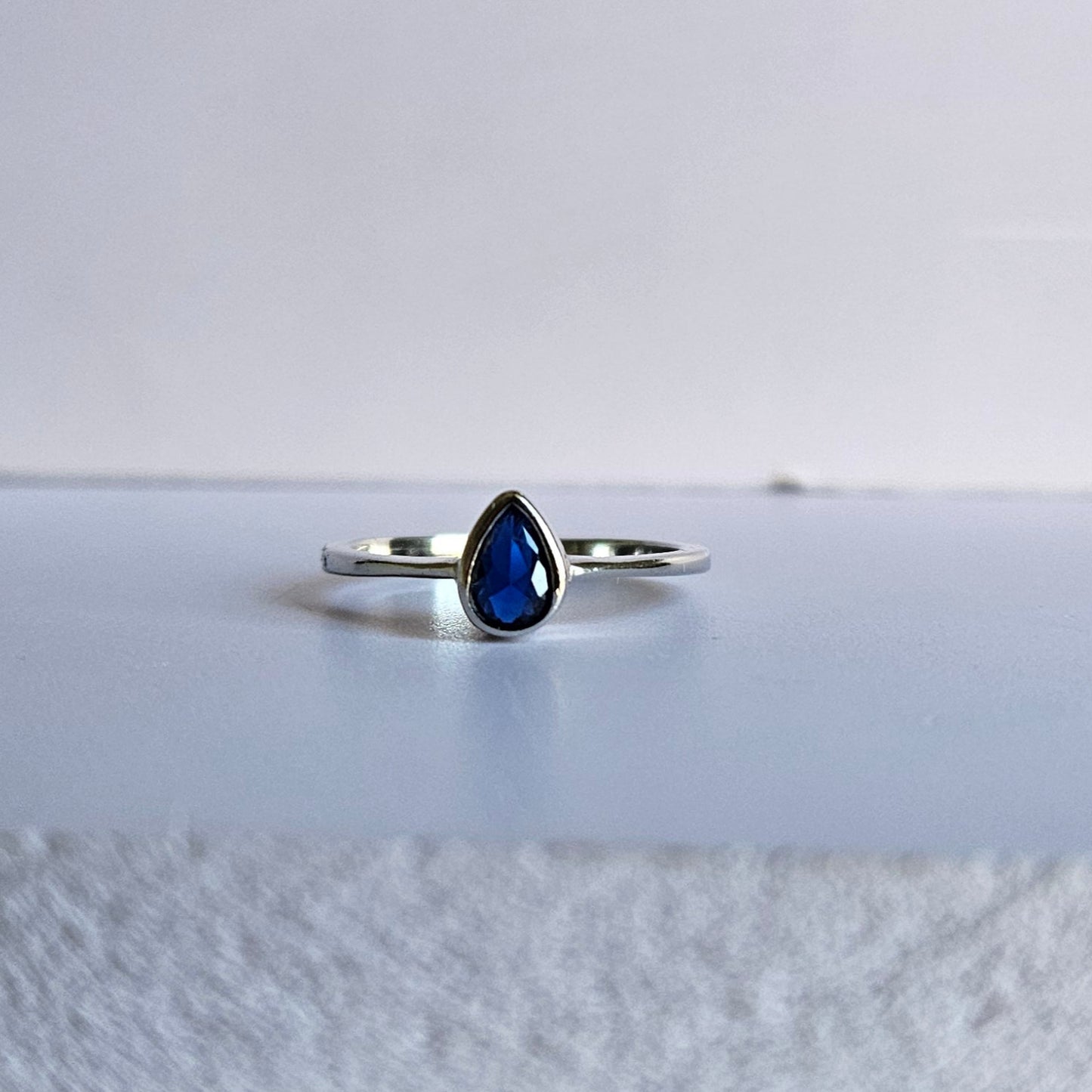 Raindrop Solitaire Silver Ring