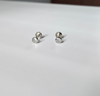 Small Solitaire Stud