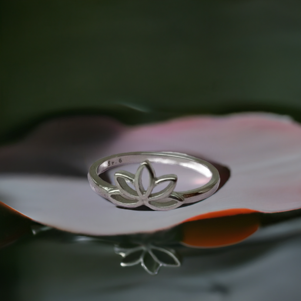 Lotus Ring