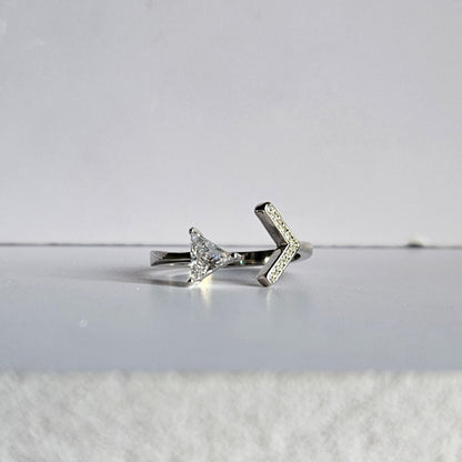 Into your Heart-Arrow Silver Ring