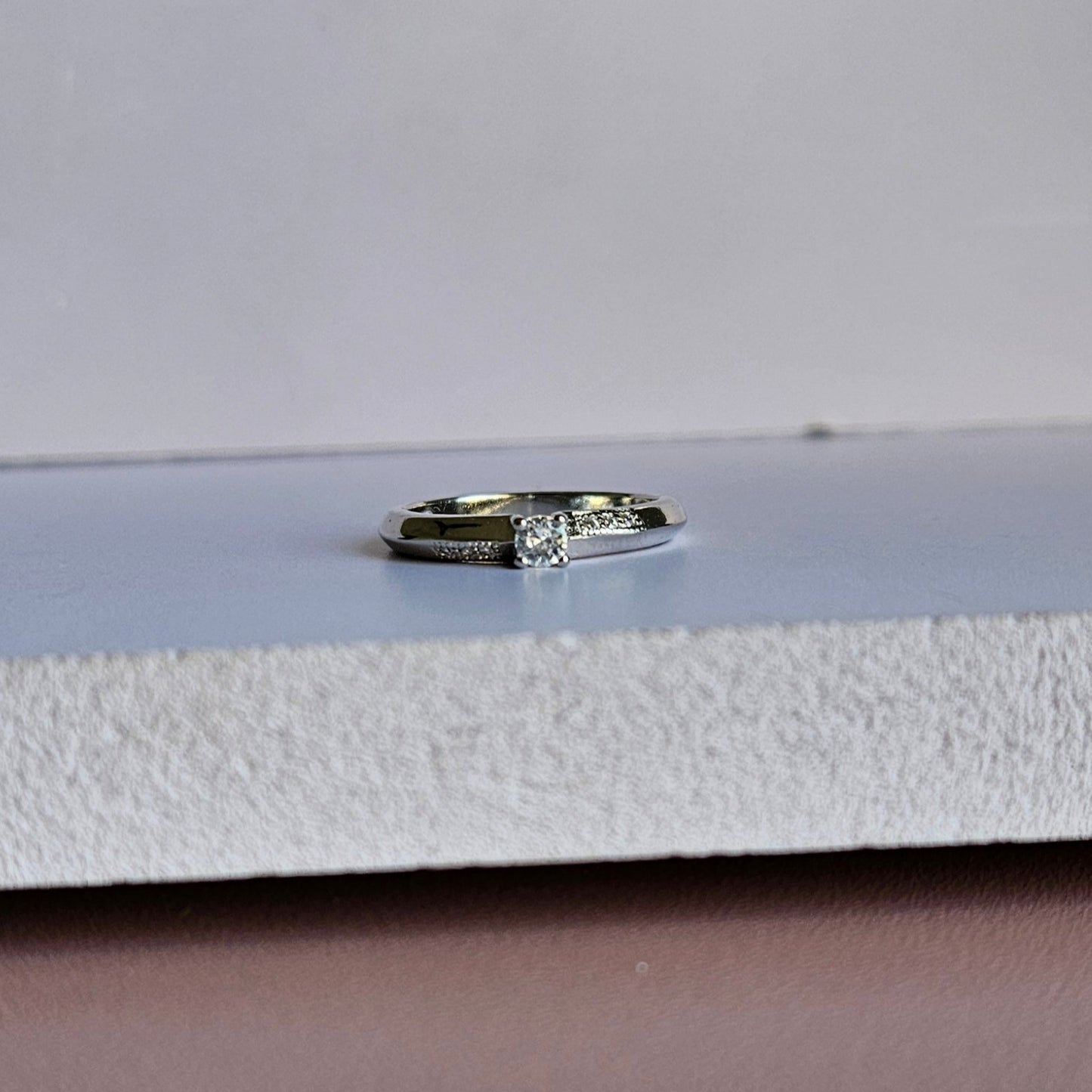 Lissy Solitaire Silver Ring